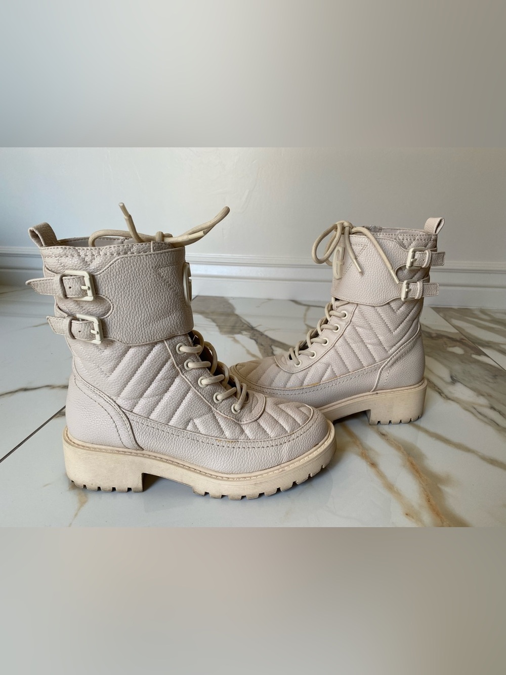 GUESS Lace Up Orana Quilted Utility Combat Boots in color Nude/Ivory (Size 6M)